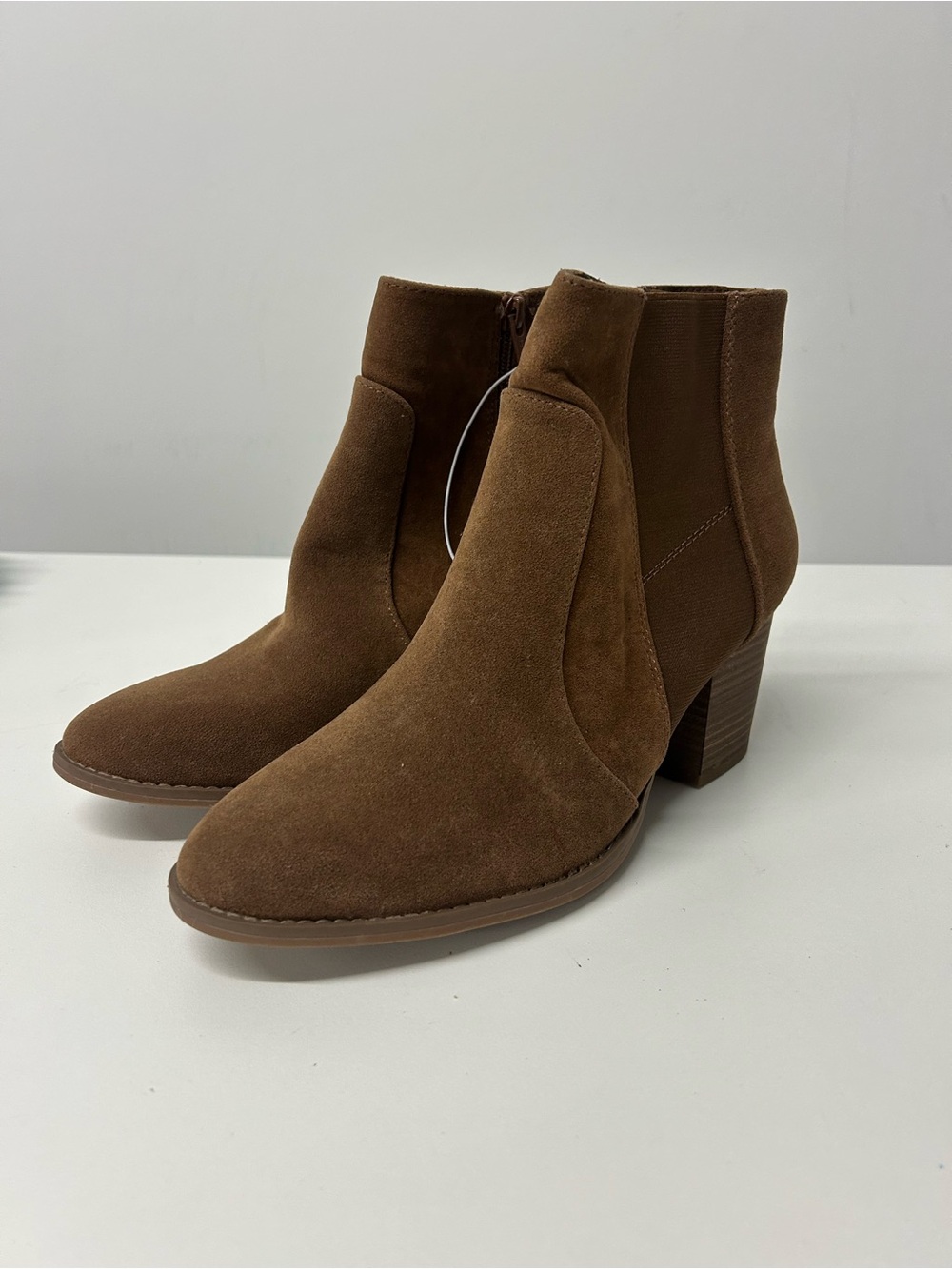 Universal Thread Brown Suede Chelsea Ankle Boots with Stacked Heel